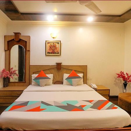 Fabexpress Welcome Palace Near New Delhi Railway Station Exterior foto