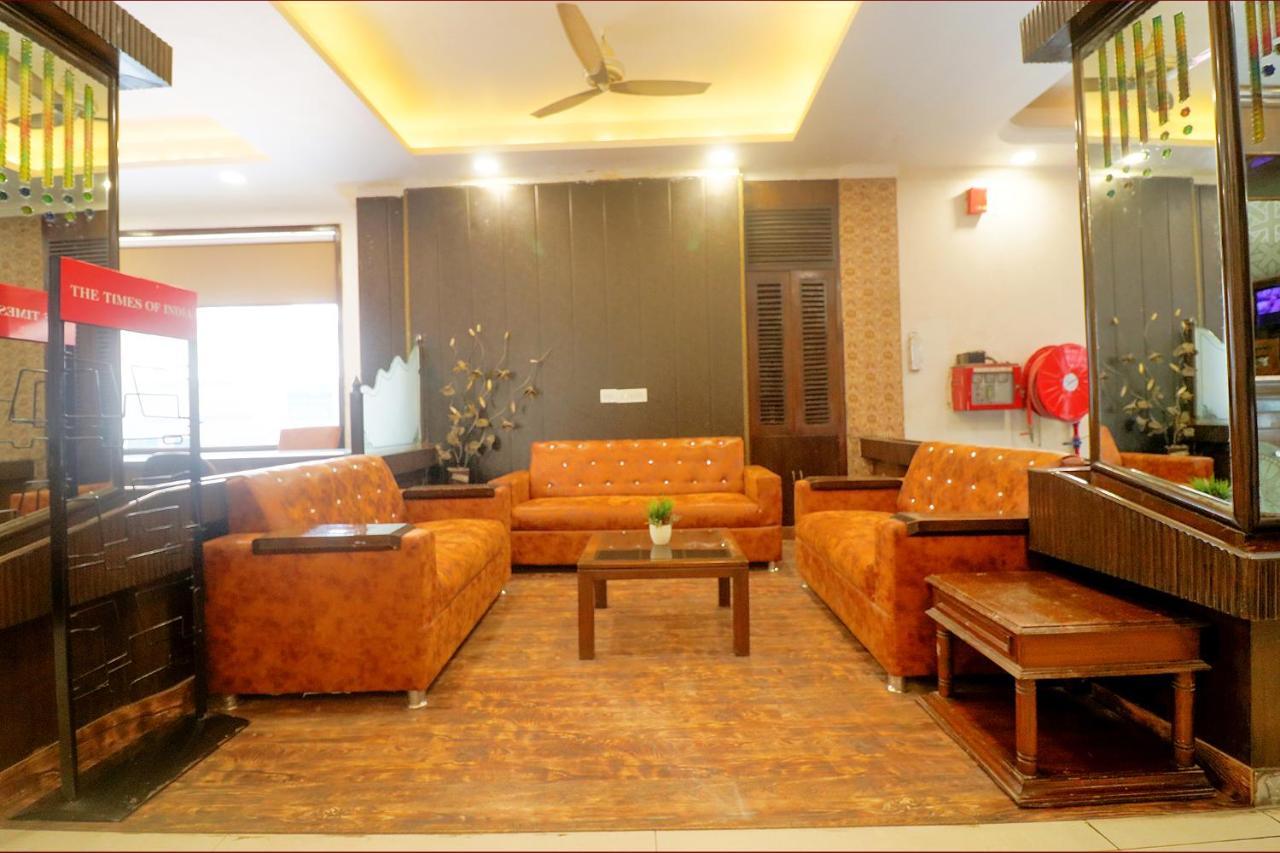 Fabexpress Welcome Palace Near New Delhi Railway Station Exterior foto